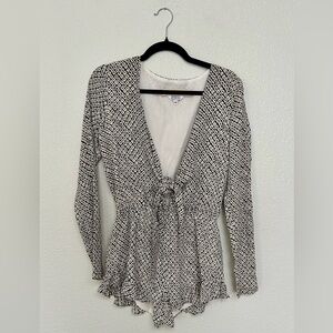 Stone Cold Fox Ruffled Ziggy Romper ruffles flirty Valentine glam going out sz 2